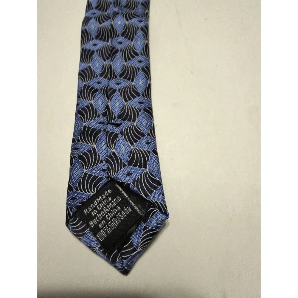 Dockers Mens Silk Tie Blue Black Geometric Diamond Stain Resistant Hand Made